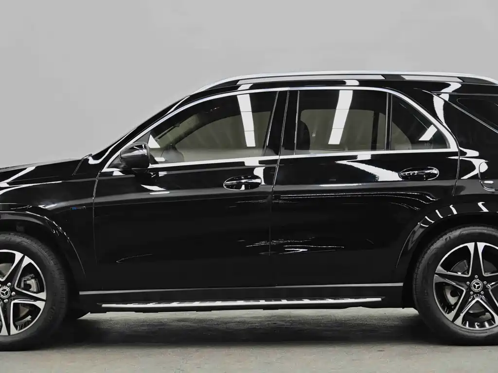 Mercedes-Benz GLE New Energy 2022 — фото 19