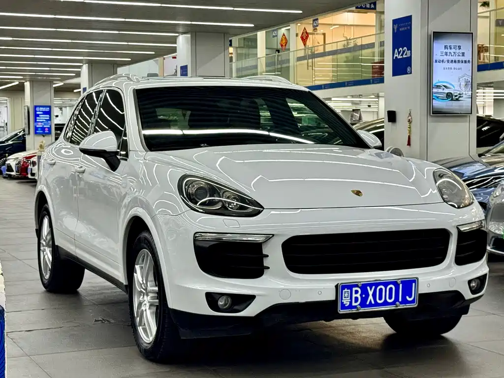 Porsche Cayenne 2017 — фото 3