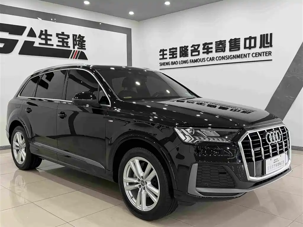 Audi Q7 2020 — фото 3