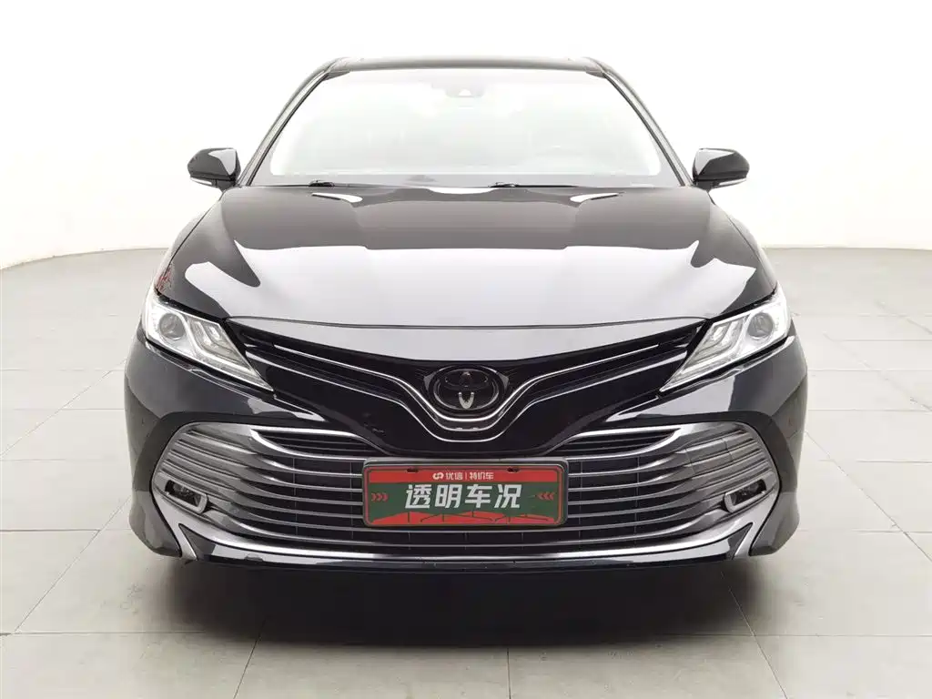 Toyota Camry 2020 — фото 3