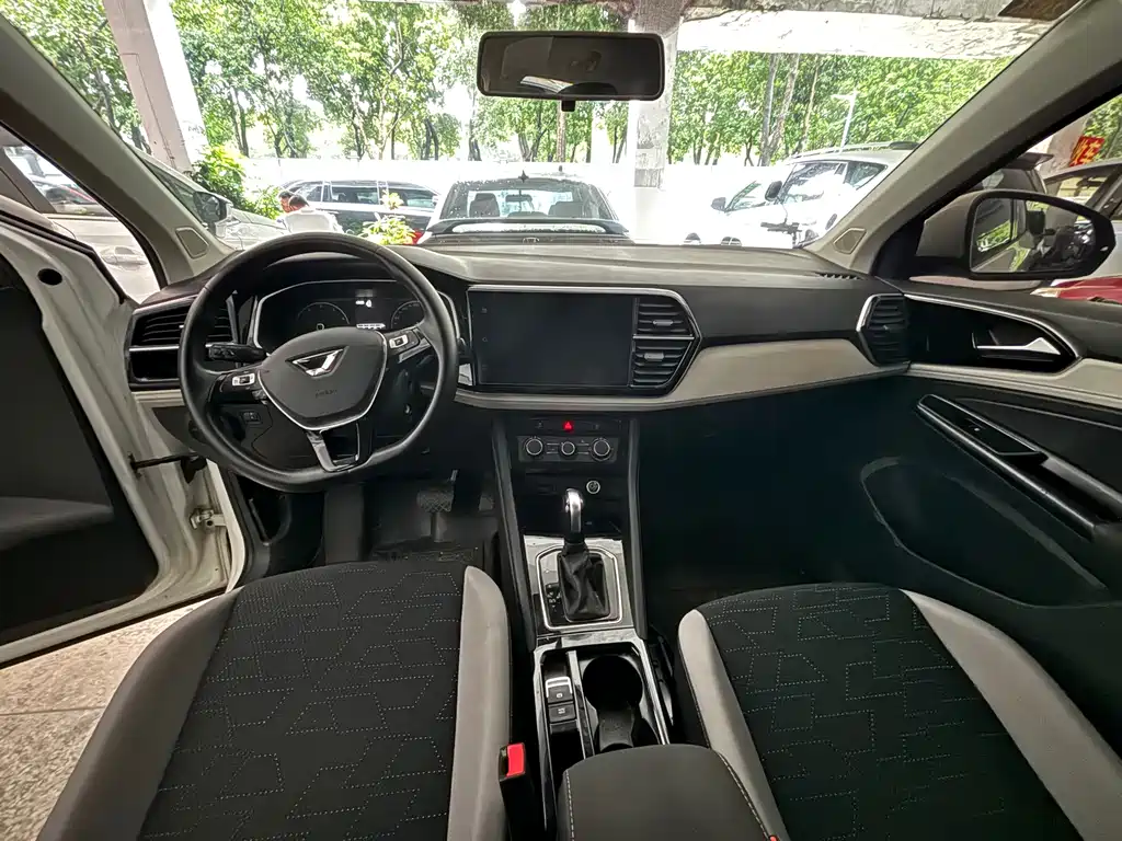 Jetta VS5 2023