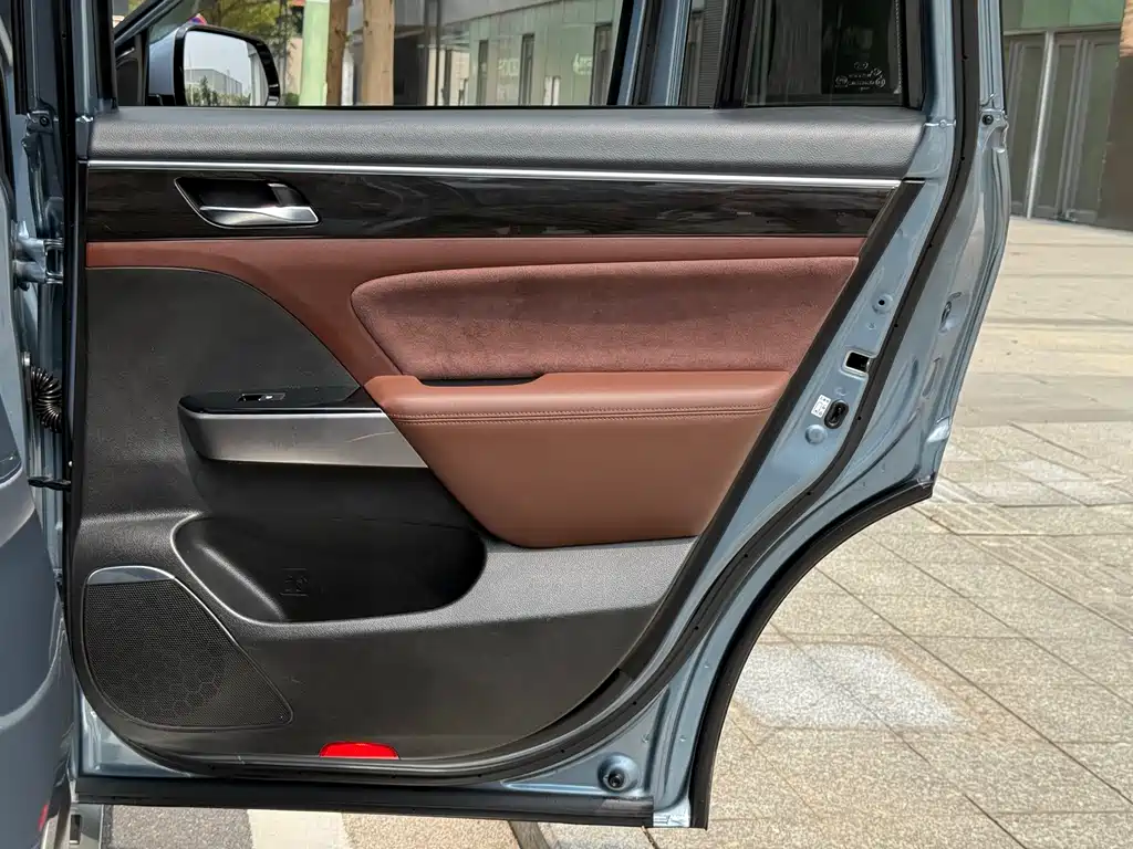 GAC Motor Trumpchi GS8 2019 — фото 20