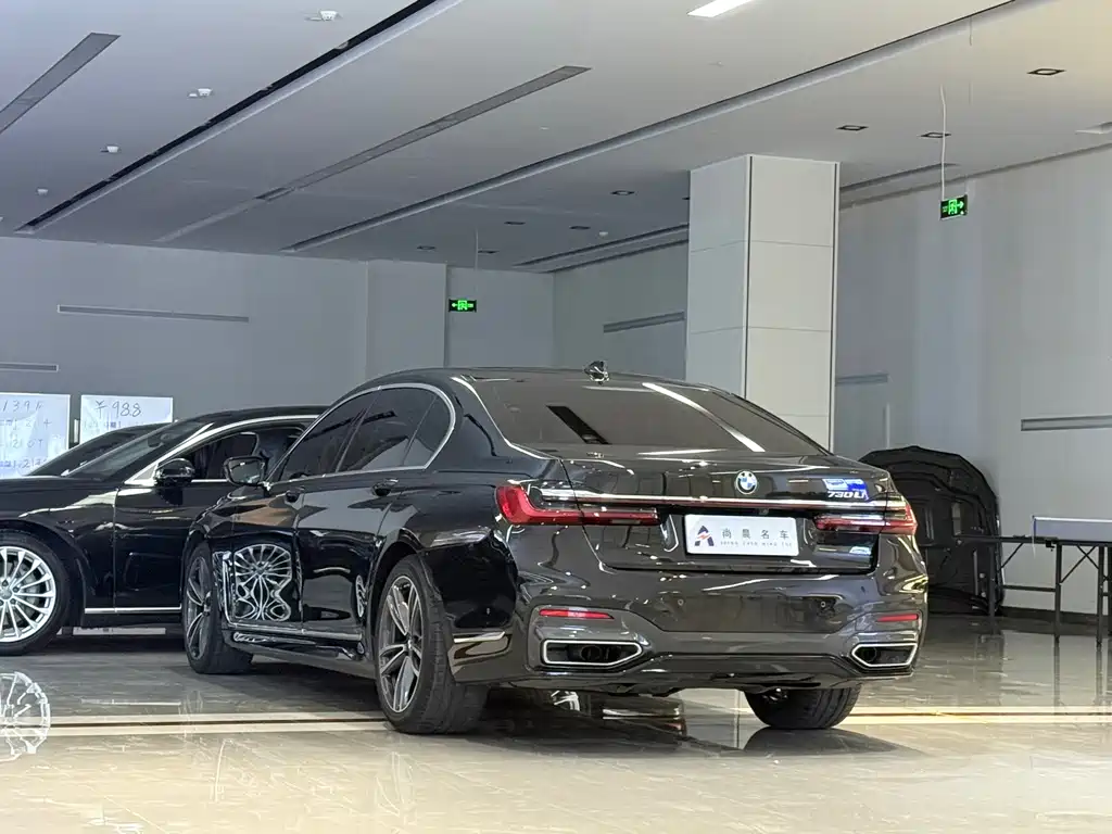 BMW 7 Series 2020 — фото 14