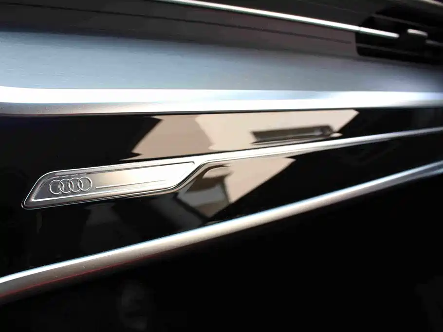 Audi A7L 2024 — фото 8