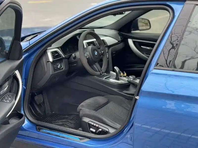 BMW 3 Series 2016