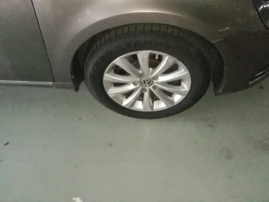 Volkswagen Magotan 2015