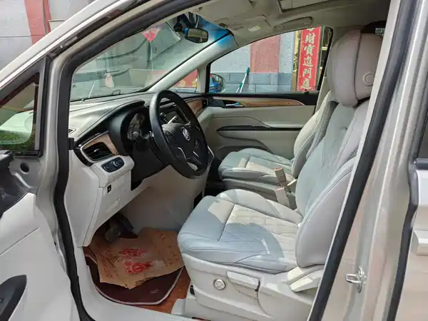Buick GL8 2019
