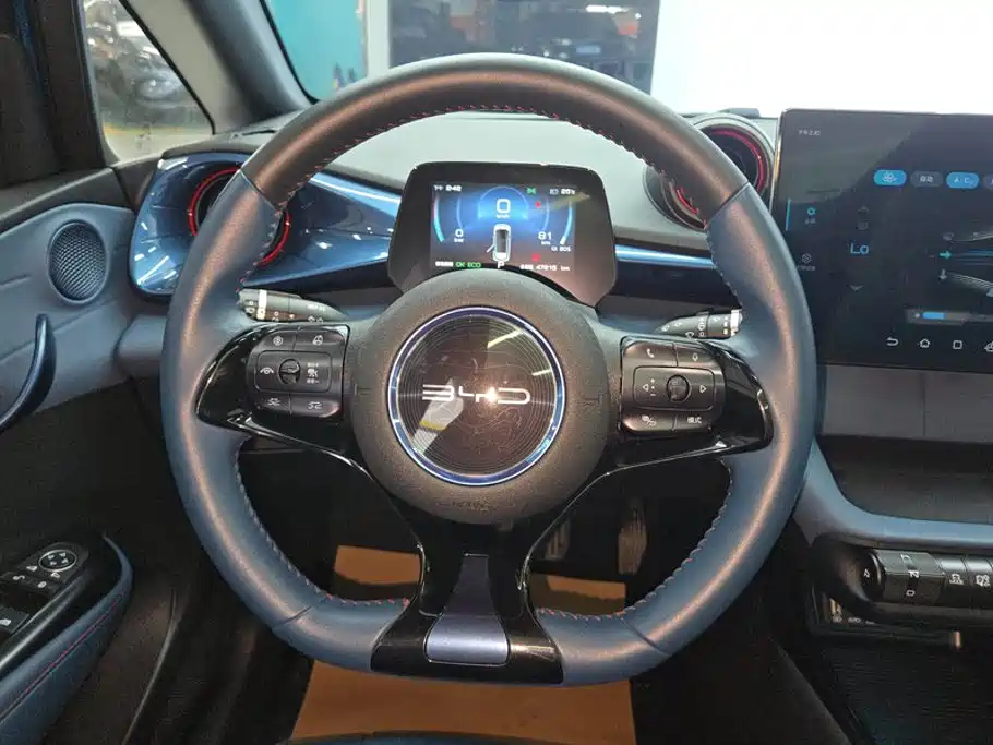 BYD Dolphin 2022 — фото 15