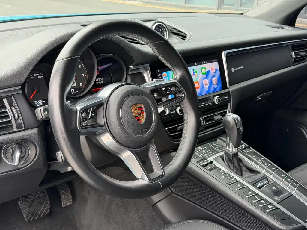Porsche Macan 2020 — фото 9