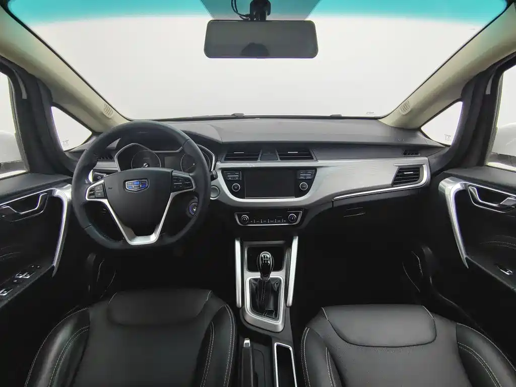 Geely Vision X3 2018 — фото 5