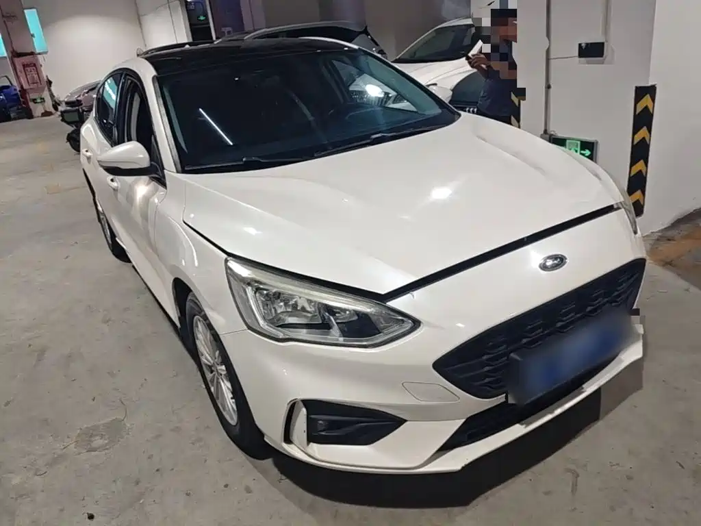 Ford Focus 2019 — фото 4