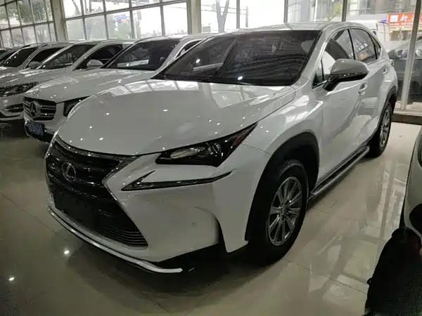 Lexus NX 2015