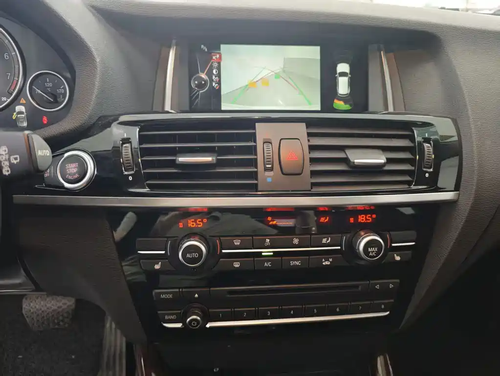 BMW X3 2015 — фото 11