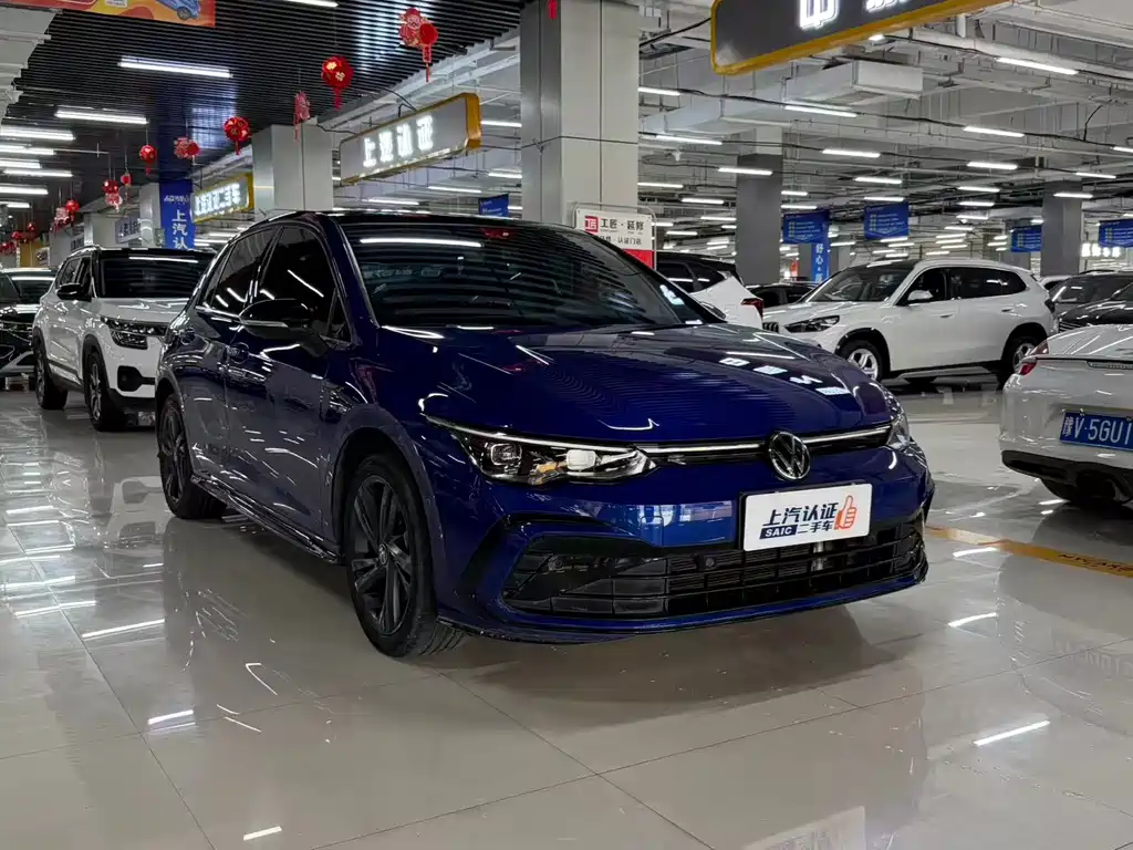 Volkswagen Golf 2023