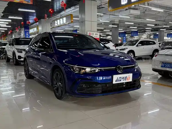 Volkswagen Golf 2023