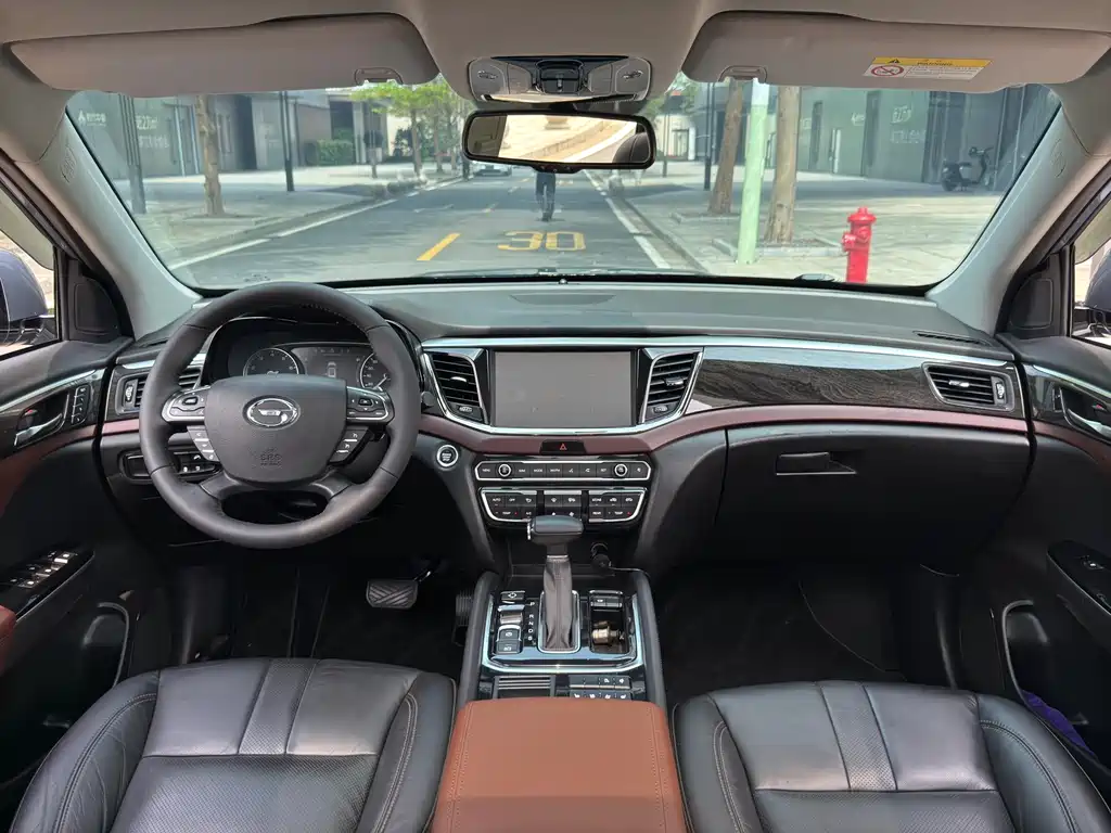 GAC Motor Trumpchi GS8 2019 — фото 4