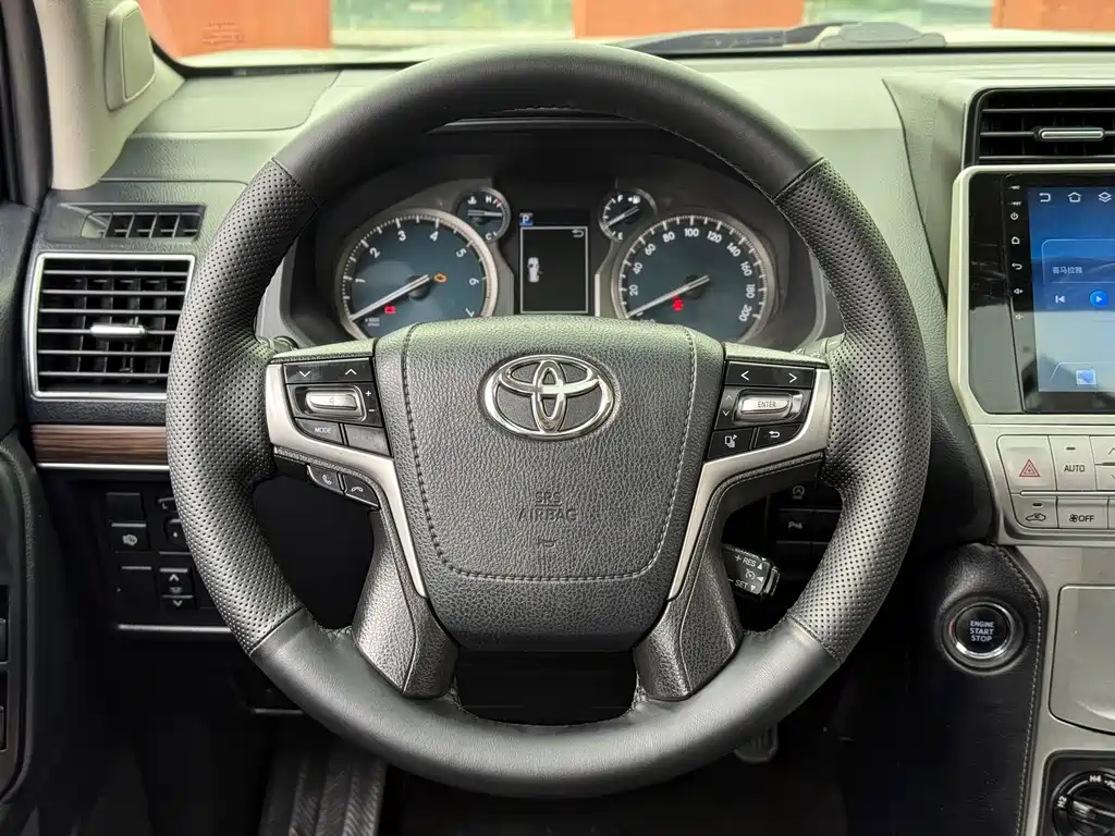 Toyota Prado 2018 — фото 10