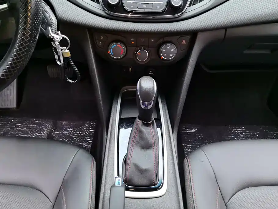 Chevrolet Cruze 2021 — фото 16