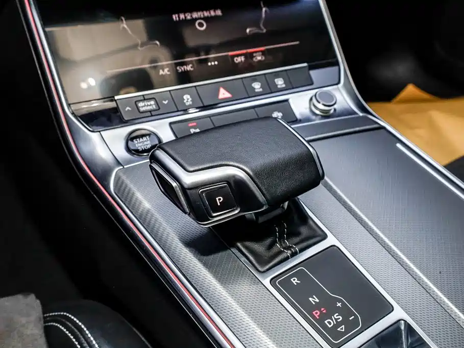 Audi A7L 2024 — фото 20