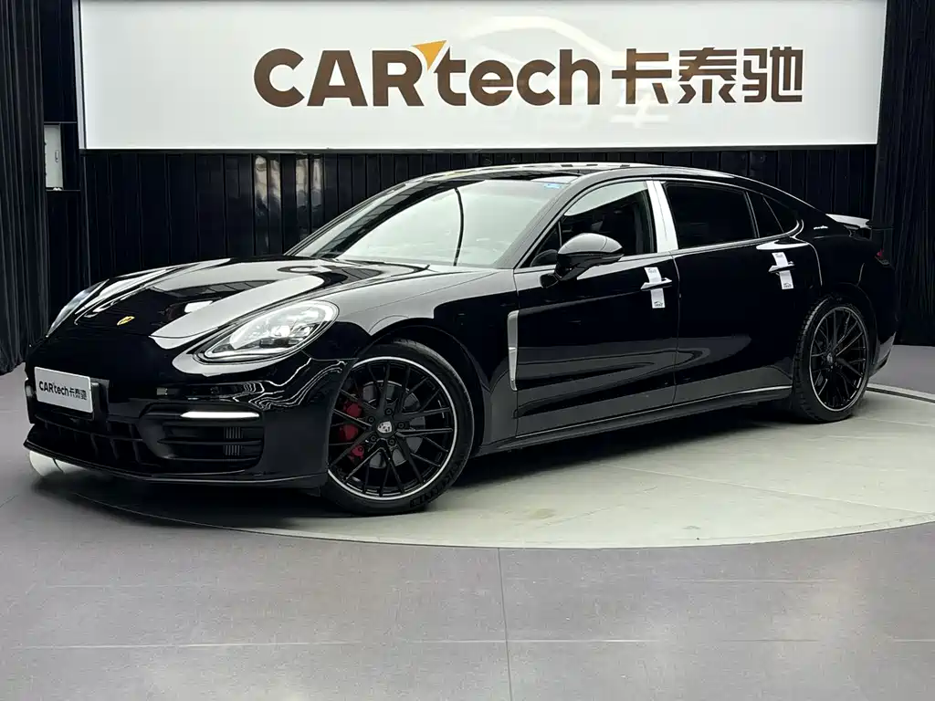 Porsche Panamera 2022 — фото 1