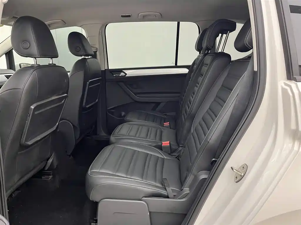 Volkswagen Touran 2021