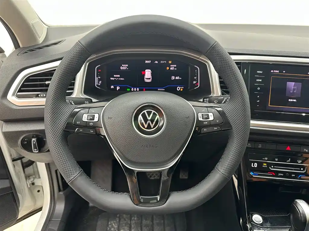 Volkswagen T-Roc 2022 — фото 19