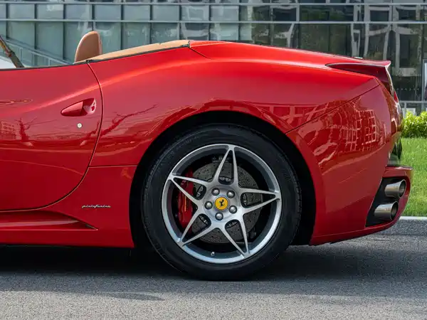 Ferrari California T 2012