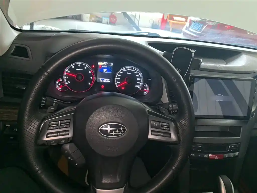 Subaru Outback 2014 — фото 10