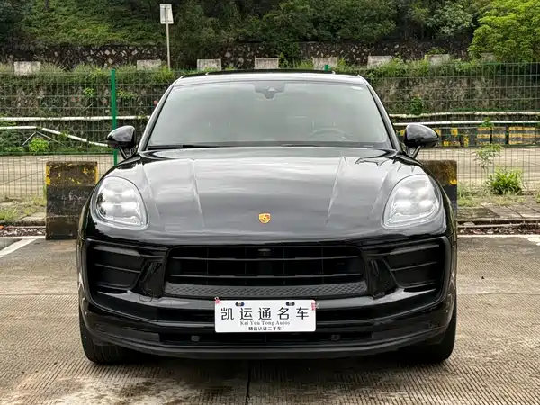 Porsche Macan 2023