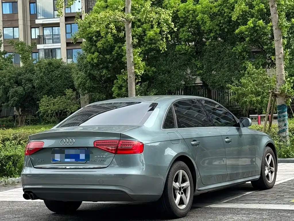 Audi A4L 2013 — фото 4