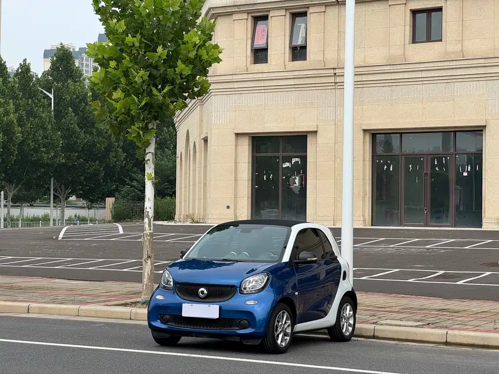 smart fortwo 2019