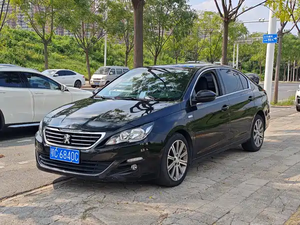 Peugeot 408 2016