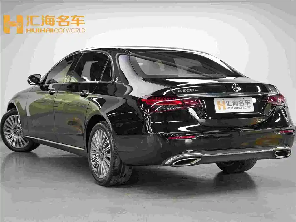 Mercedes-Benz E-Class 2023