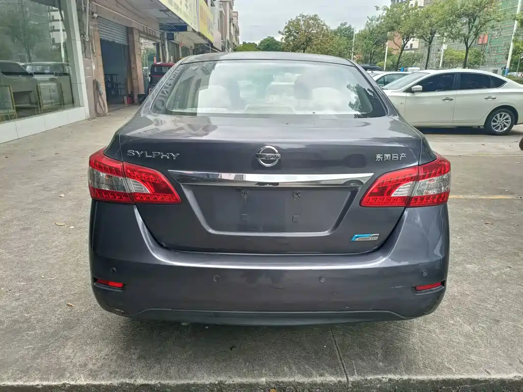 Nissan Sylphy 2013 — фото 12