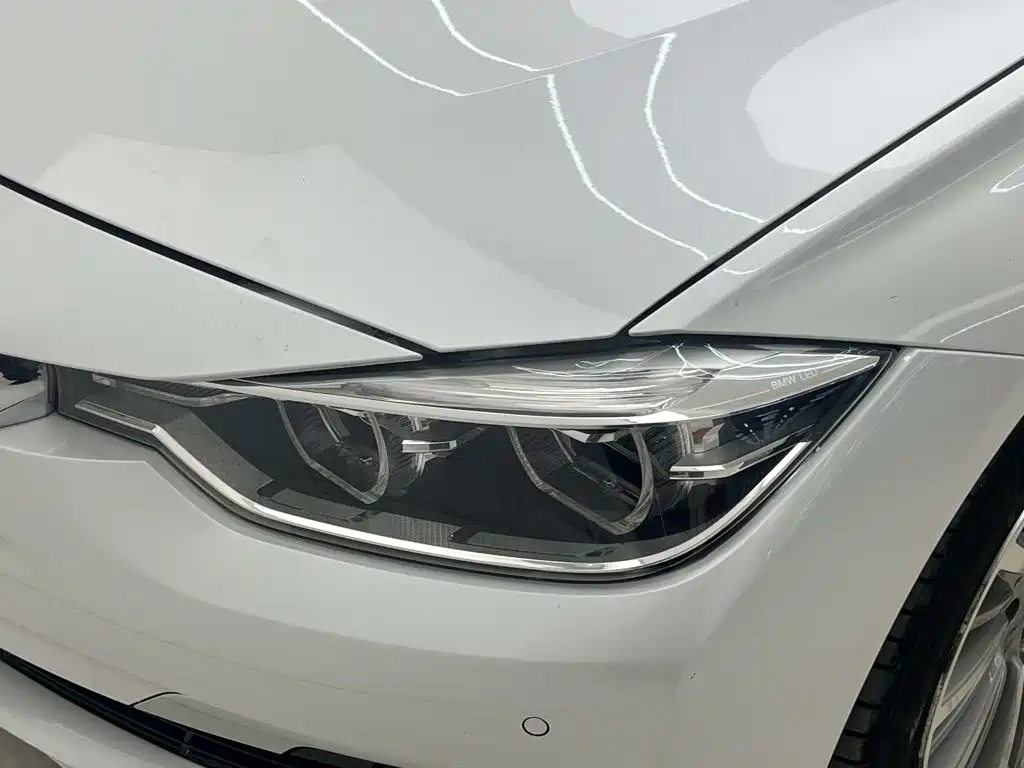BMW 3 Series 2018