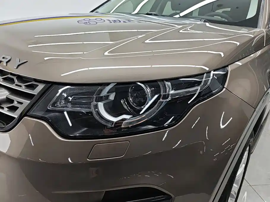 Land Rover Discovery Sport 2017 — фото 5