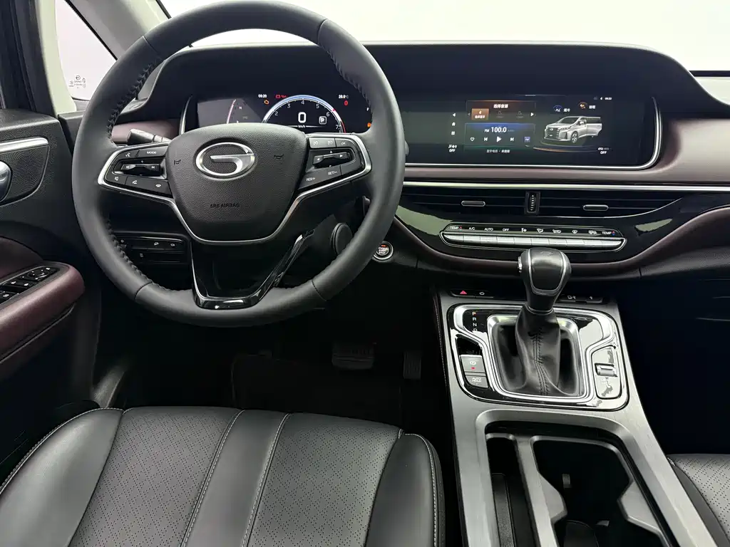 GAC Trumpchi M6 2021 — фото 11