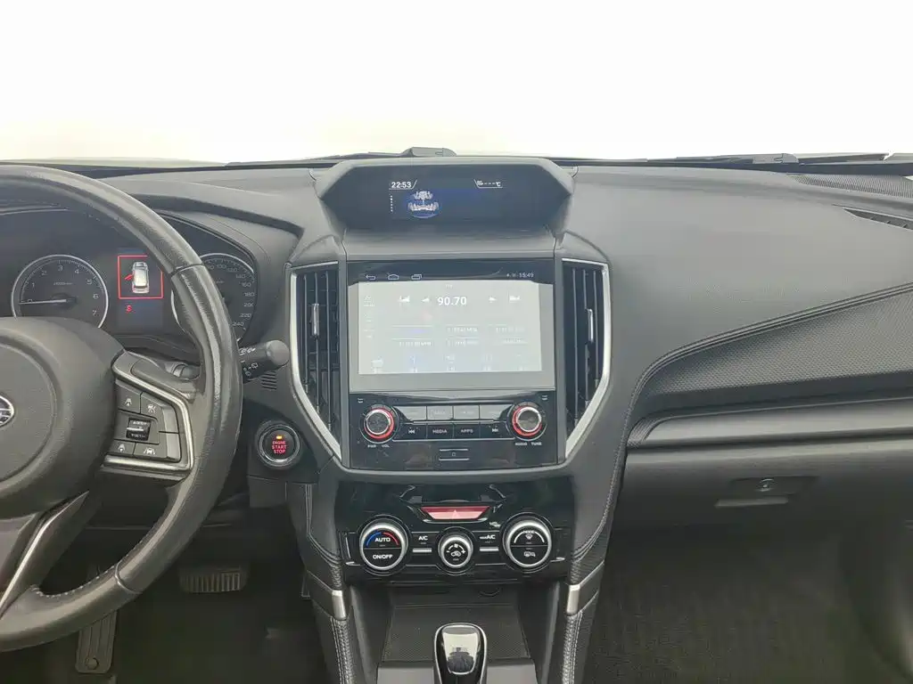 Subaru Forester 2019 — фото 12