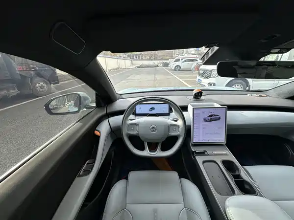 NIO ET5 2024
