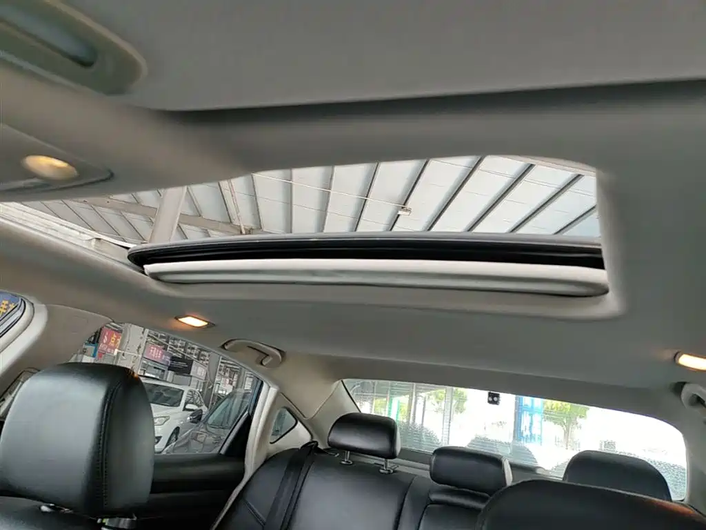 Nissan Teana 2015 — фото 18