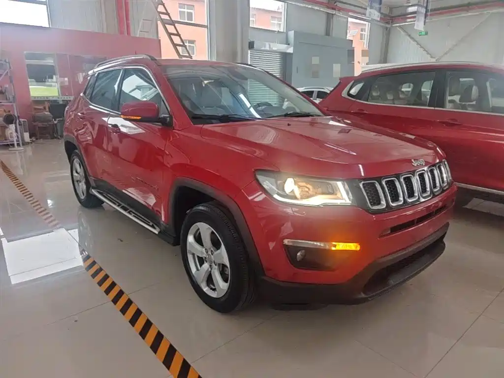 Jeep Compass 2017 — фото 4