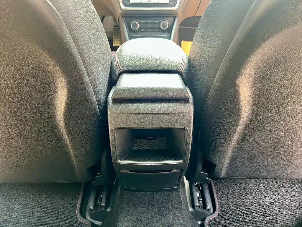 Mercedes-Benz CLA 2018 — фото 15