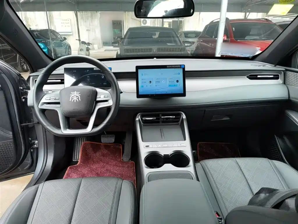 BYD Qin PLUS 2025 — фото 10