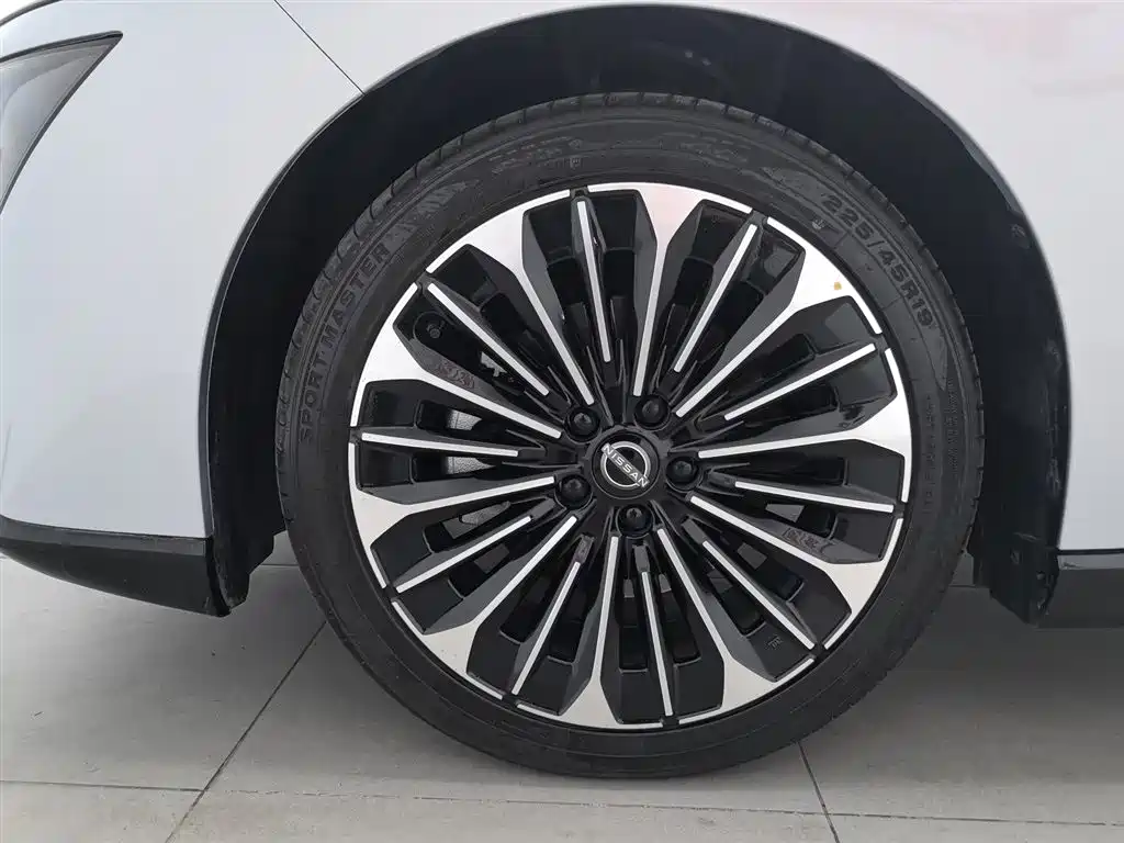 Nissan N7 2025 — фото 17