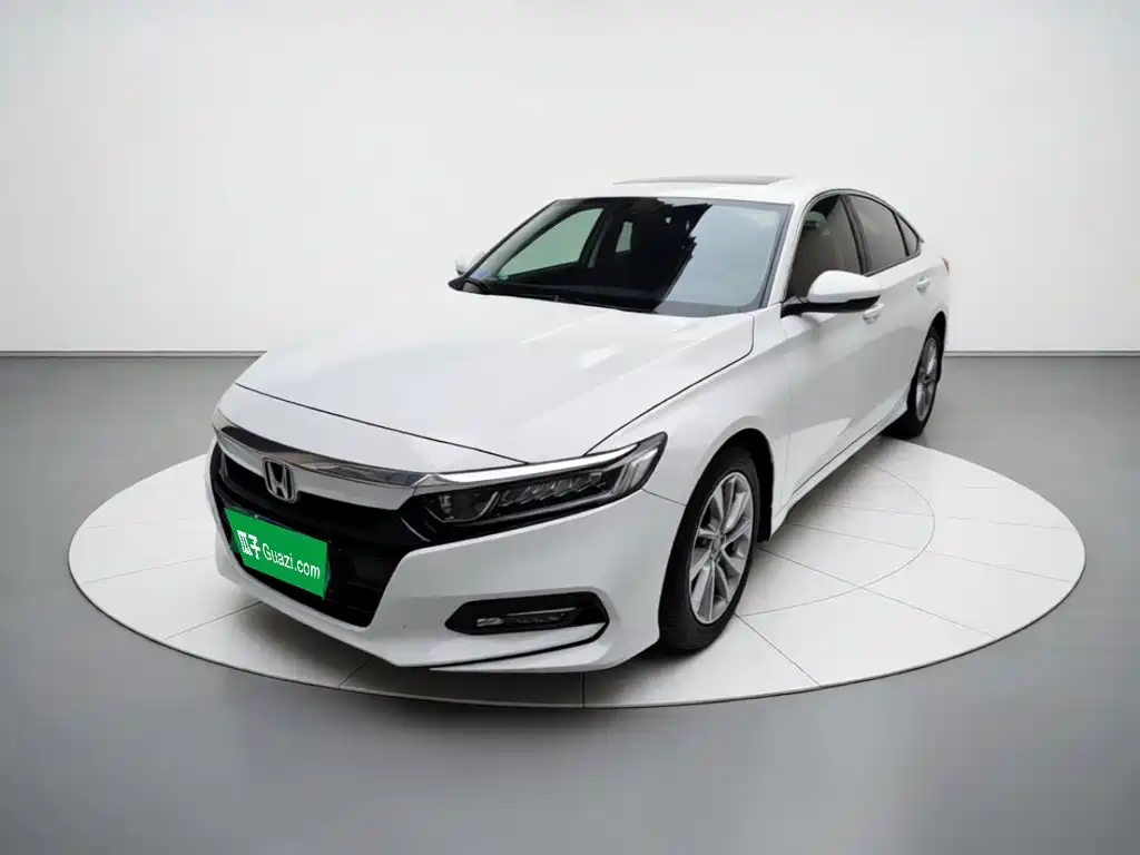 Honda Accord 2020 — фото 1