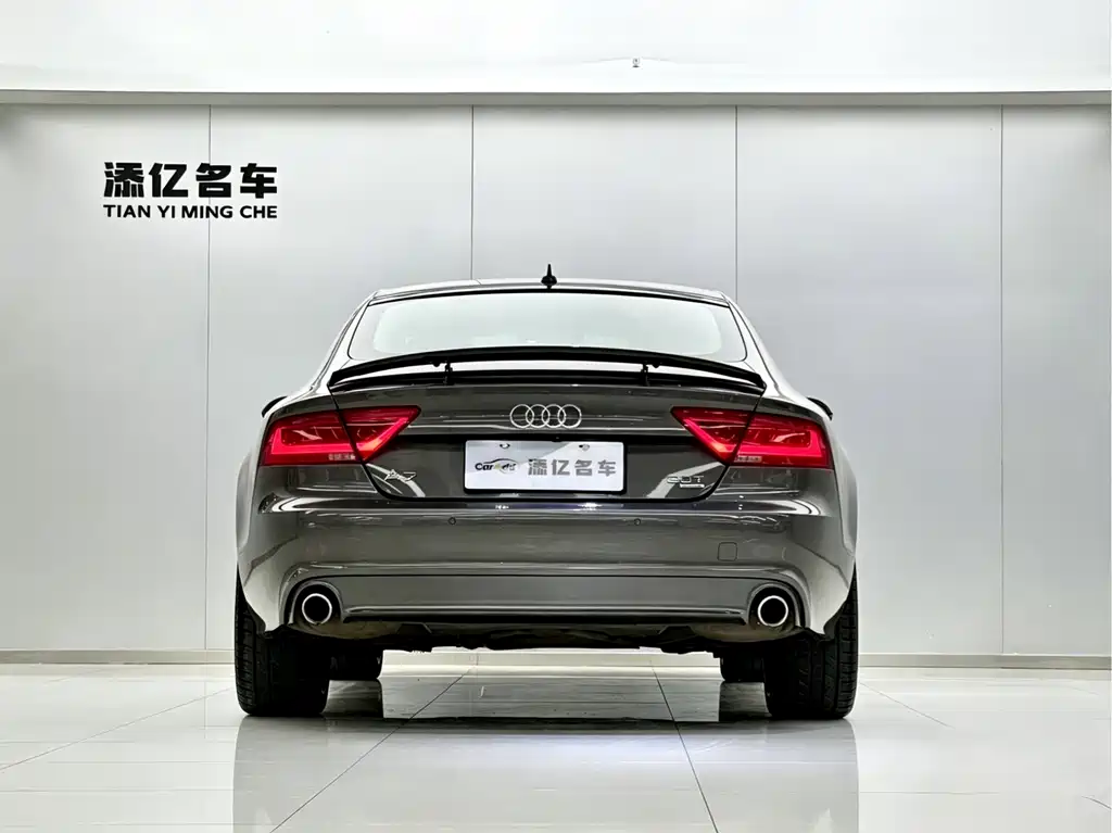 Audi A7 2012