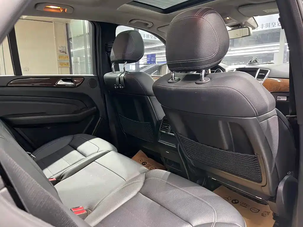 Mercedes-Benz M-Class 2015 — фото 14