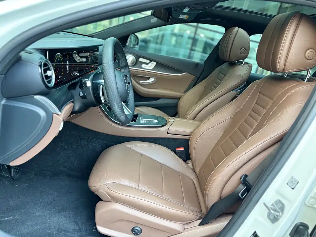 Mercedes-Benz E-Class 2021