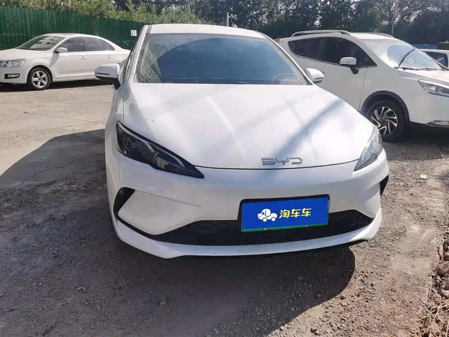 BYD Seal 05 DM-i 2025 — фото 2
