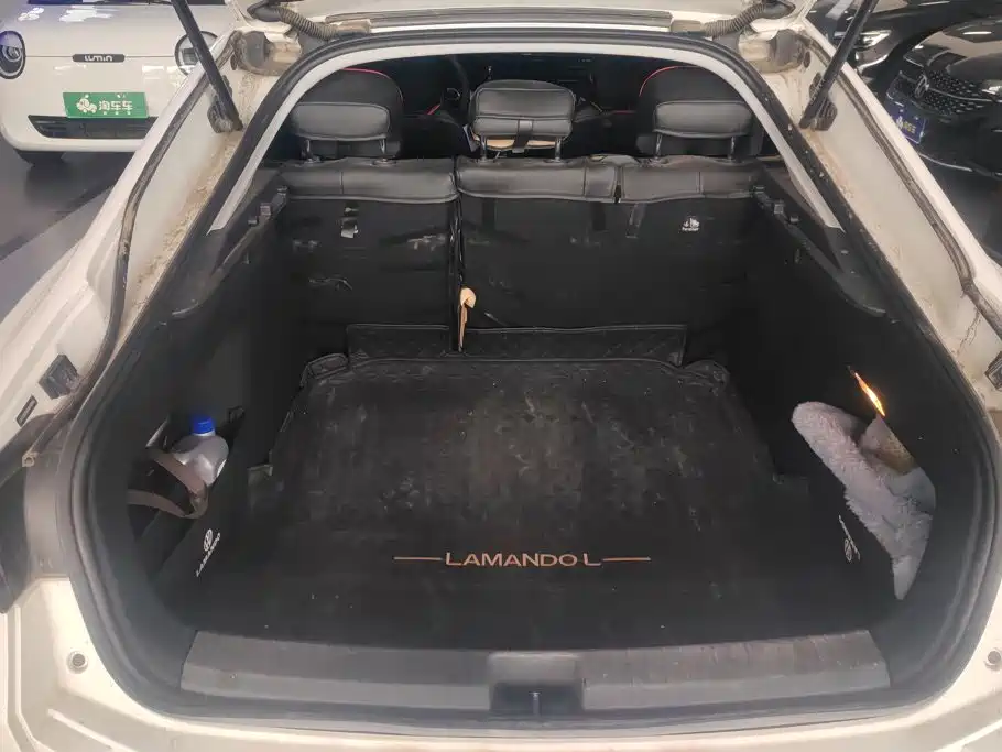 Volkswagen Lamando 2023
